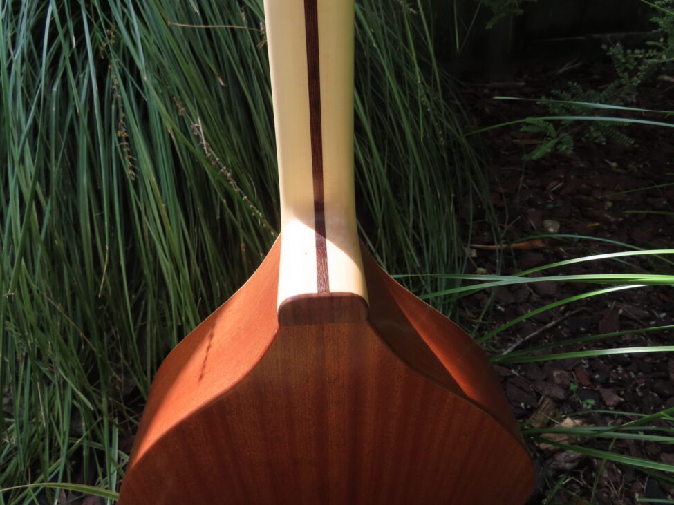 TRAD II STANDARD OCTAVE MANDOLIN  19-5/8" scale