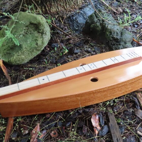WATERVIEW MOUNTAIN DULCIMER -  Pacific Rosewood with Cedar top
